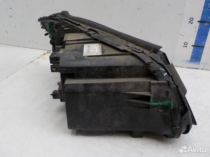 Фара левая Mercedes-Benz C-Class