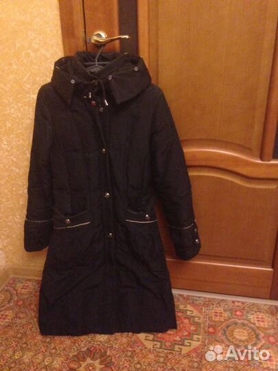 Продам пуховик для девочки