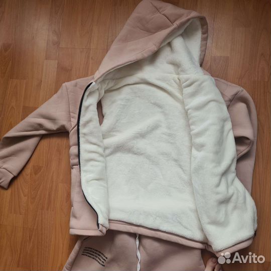 Спортивный костюм женский новый