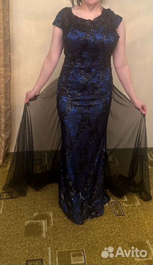 Вечернее платье