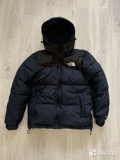 Осення куртка tnf
