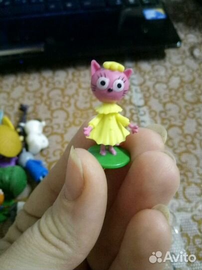 Игрушки из киндера