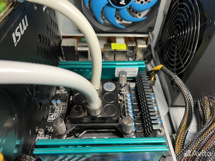 Материнская плата Gigabyte x79 2011