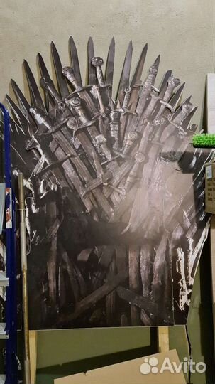 Трон из фильма Игра престолов