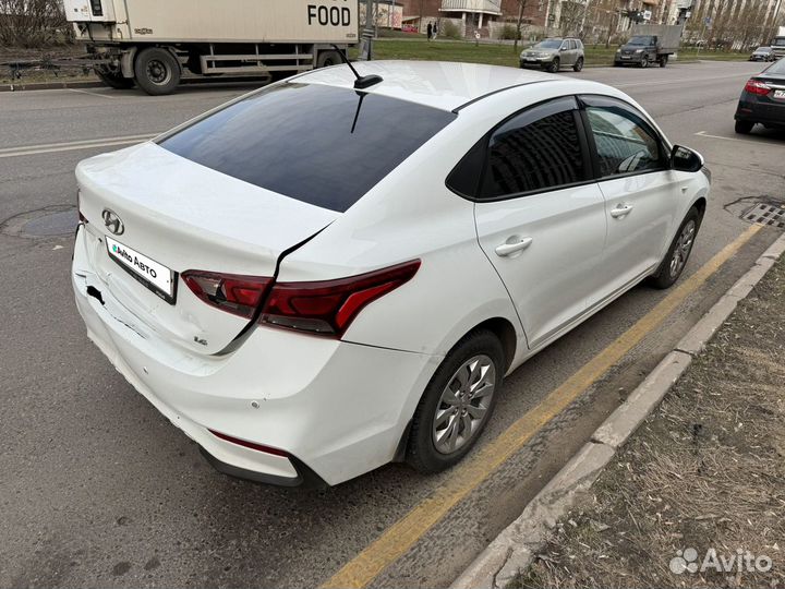 Hyundai Solaris 1.6 AT, 2018, битый, 475 000 км