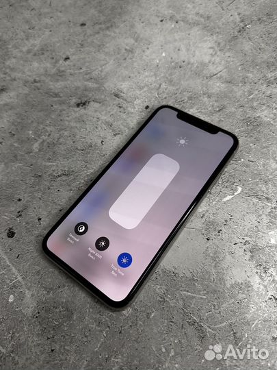 iPhone X, 256 ГБ
