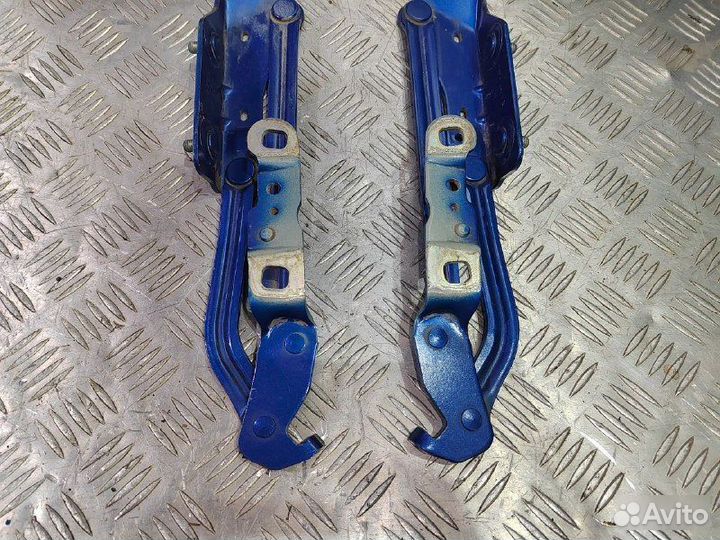 Петли крышки багажника Renault Megane 2 1.4