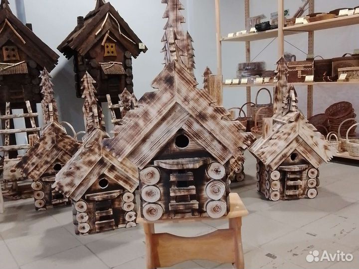 Бельчатник, скворечник, кормушка для птиц