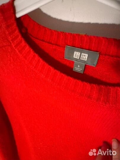 Свитер женский шерстяной uniqlo