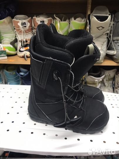 Сноубордические ботинки burton moto41,5
