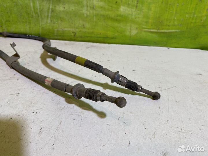 Трос тормоза правый левый Toyota Corolla E150