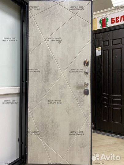 Двери входные металлические со склада