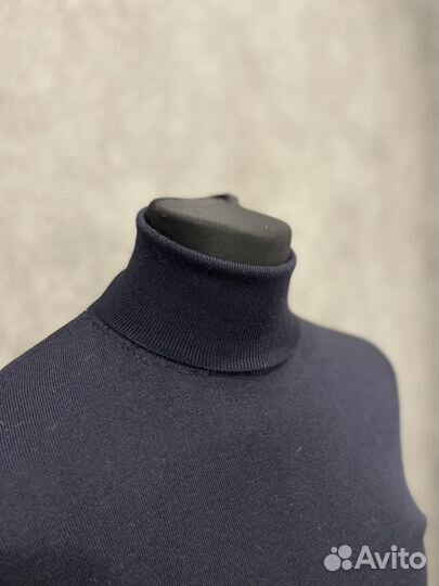 Suitsupply водолазка merino wool S(46)