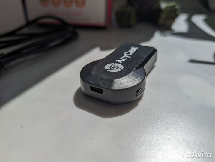 AnyCast адаптер hdmi Wi-Fi USB TV Stick