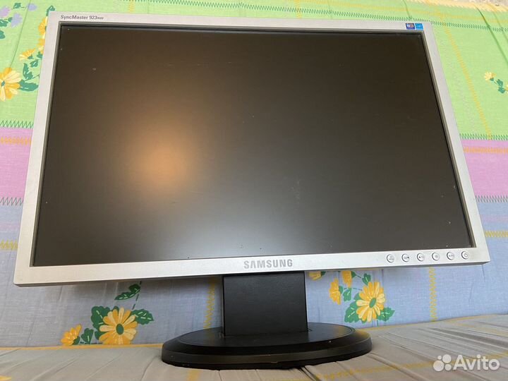 Монитор Samsung syncmaster