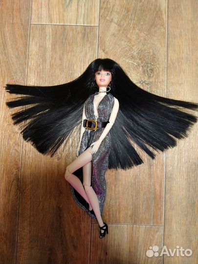 Черный парик для куклы Барби