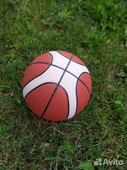 Баскетбольный мяч molten 6 и 7