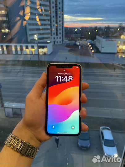iPhone 11, 256 ГБ