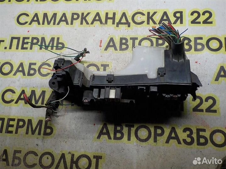 Блок предохранителей Toyota Prius (XW20) 2003-2009