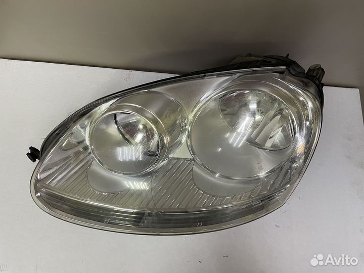 Фара левая галоген Фольксваген Гольф 5