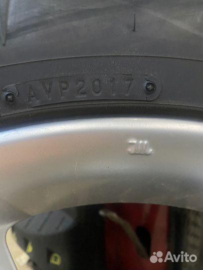 Nitto Therma Spike 285/60 R18