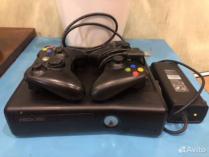 Xbox 360 slim freeboot