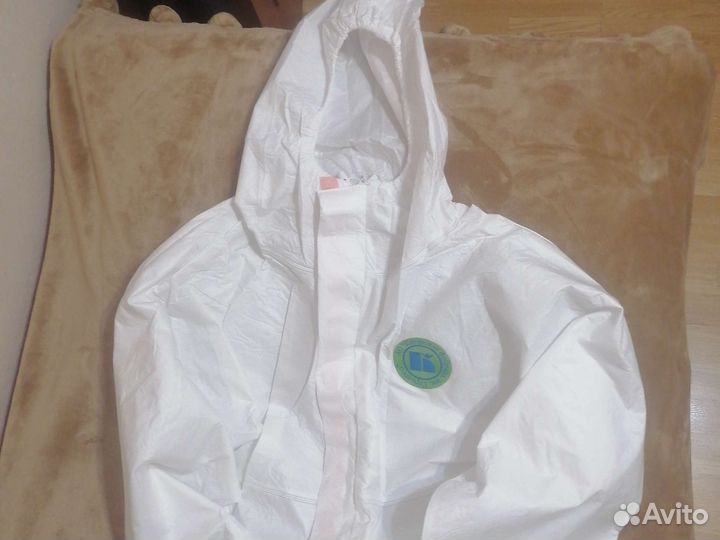 Комбинезон для защиты от химических факторов
