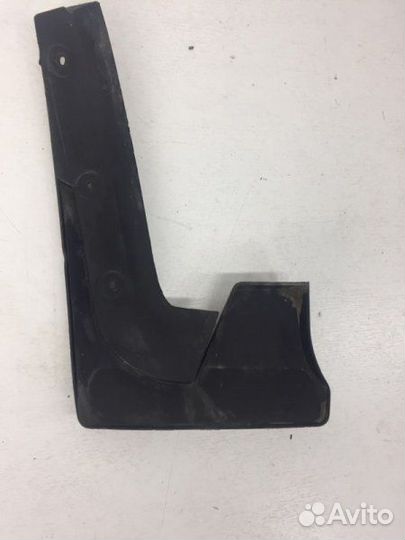 Брызговик задний правый Toyota Rav4 40 2adfhv С