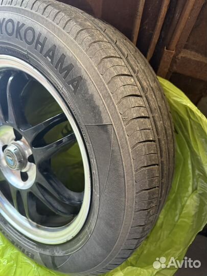 Yokohama 185 65 R15 + литые диски