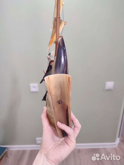 Сувенир корабль из рога