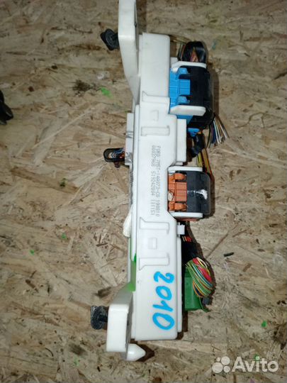 Блок предохранителей Ford Focus 2 2008-2011 салон