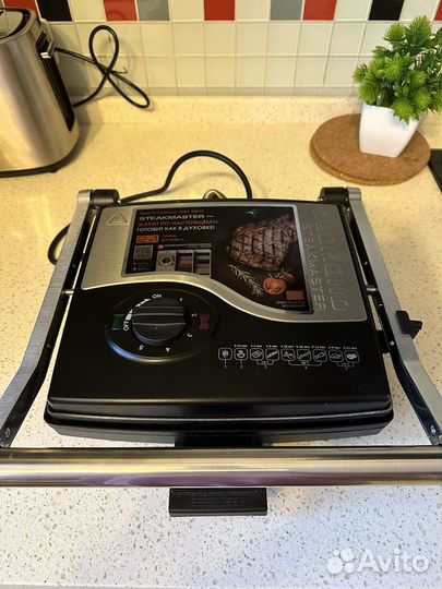 Электрогриль Redmond SteakMaster RGM-M 800