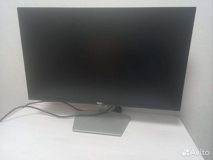 Монитор Dell 27