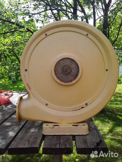 Насос для батута