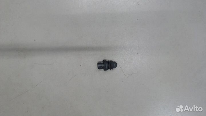 Концевик двери Tesla Model 3, 2019