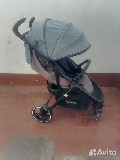 Прогулочная коляска