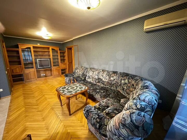 3-к. квартира, 77,4 м², 1/14 эт.