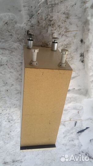 Нижние шкафы кухонного гарнитура белые на 60 и 30