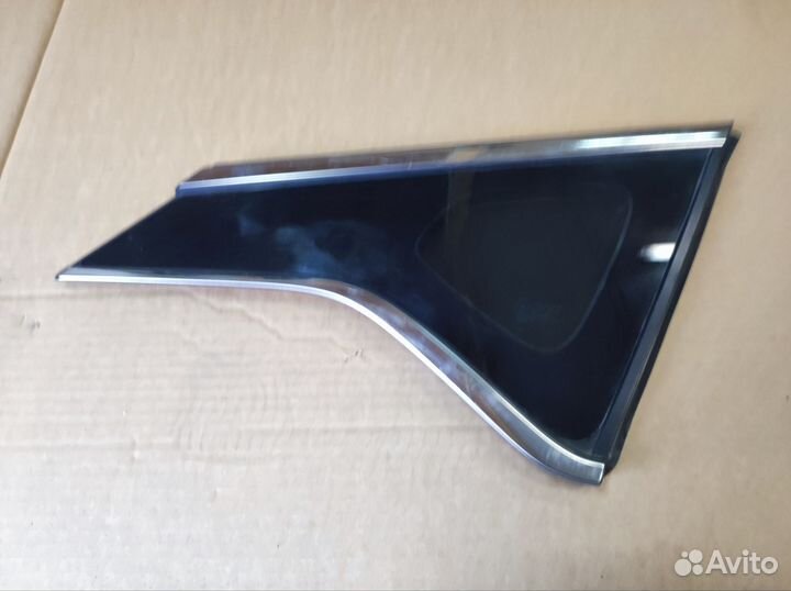 Форточка правая Geely Coolray SX11 оригинал б.у