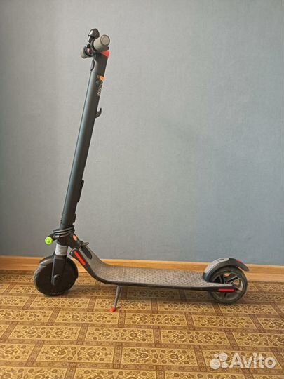 Электросамокат Ninebot KickScooter ES1