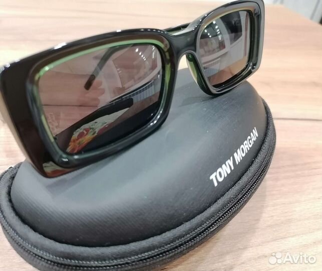 Солнцезащитные очки