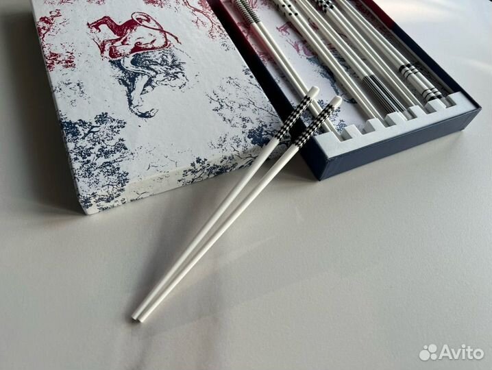 Палочки для еды Christian Dior