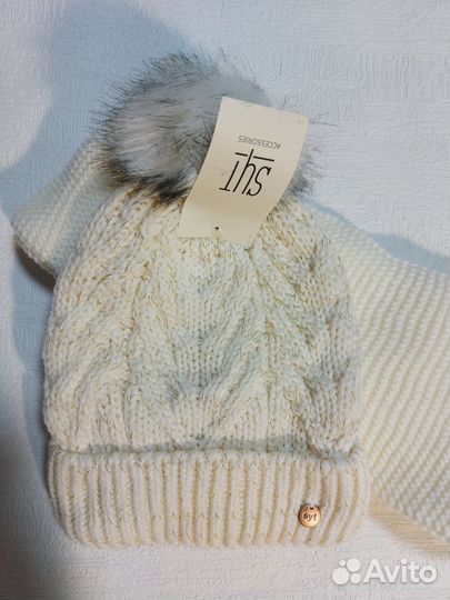 Шапка женская вязаная