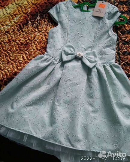 Нарядное платье для девочки