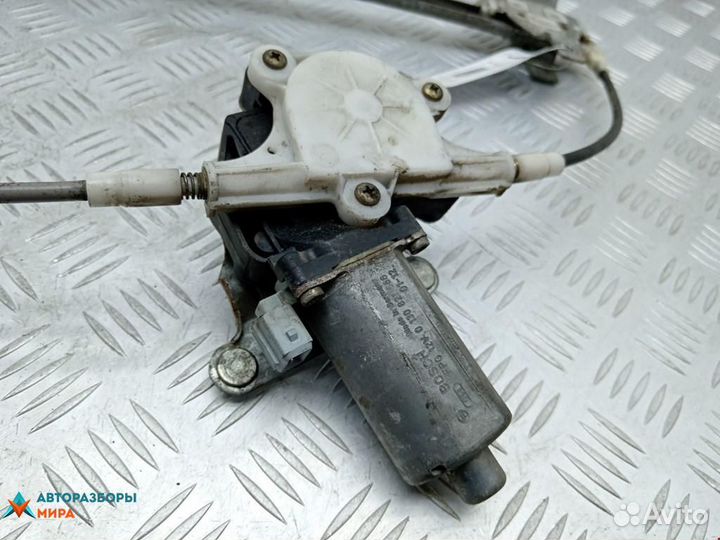 Стеклоподъемник передний правый Mercedes-Benz Vito