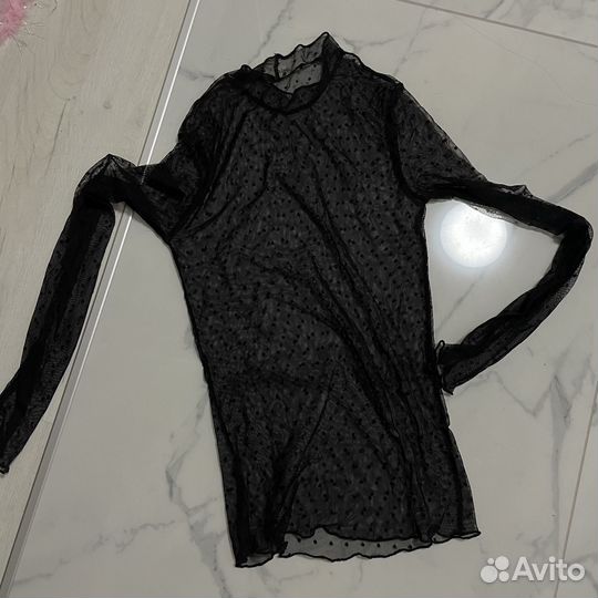 Полупрозрачная черная блузка