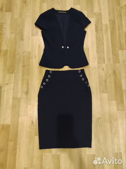 Костюм Love Republic юбка и жакет 44