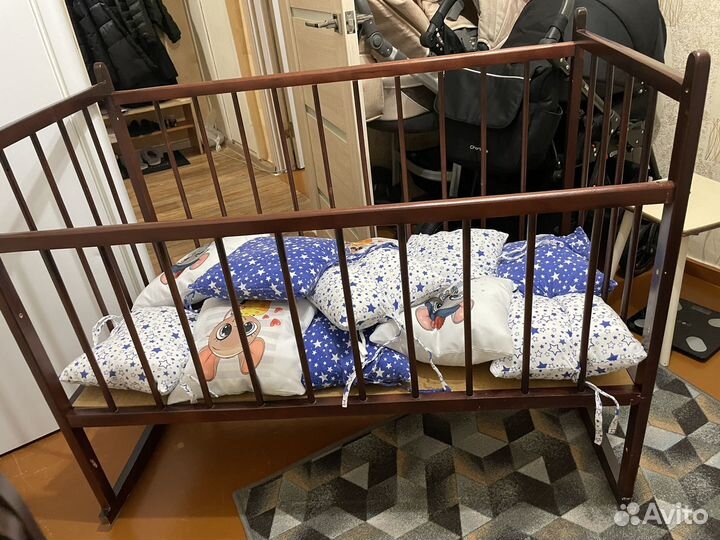 Кроватка детская