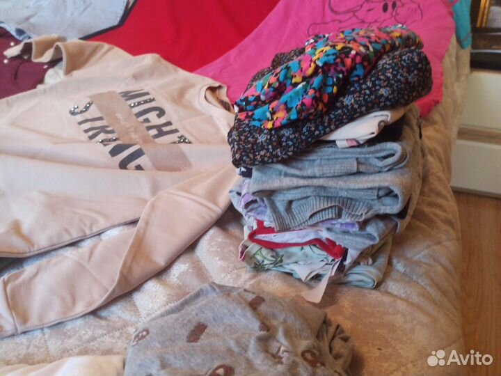 Продам вещи для девочки 10-11 лет