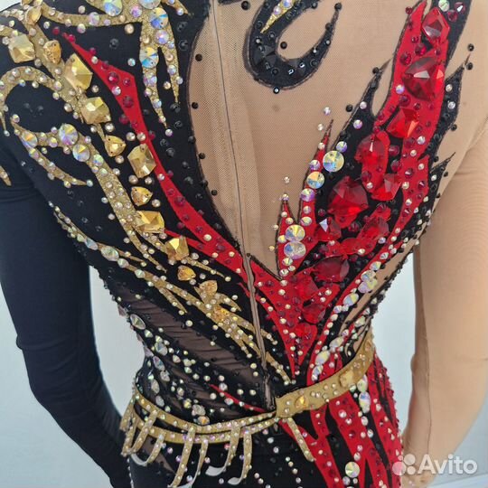 Купальник для художественной гимнастики